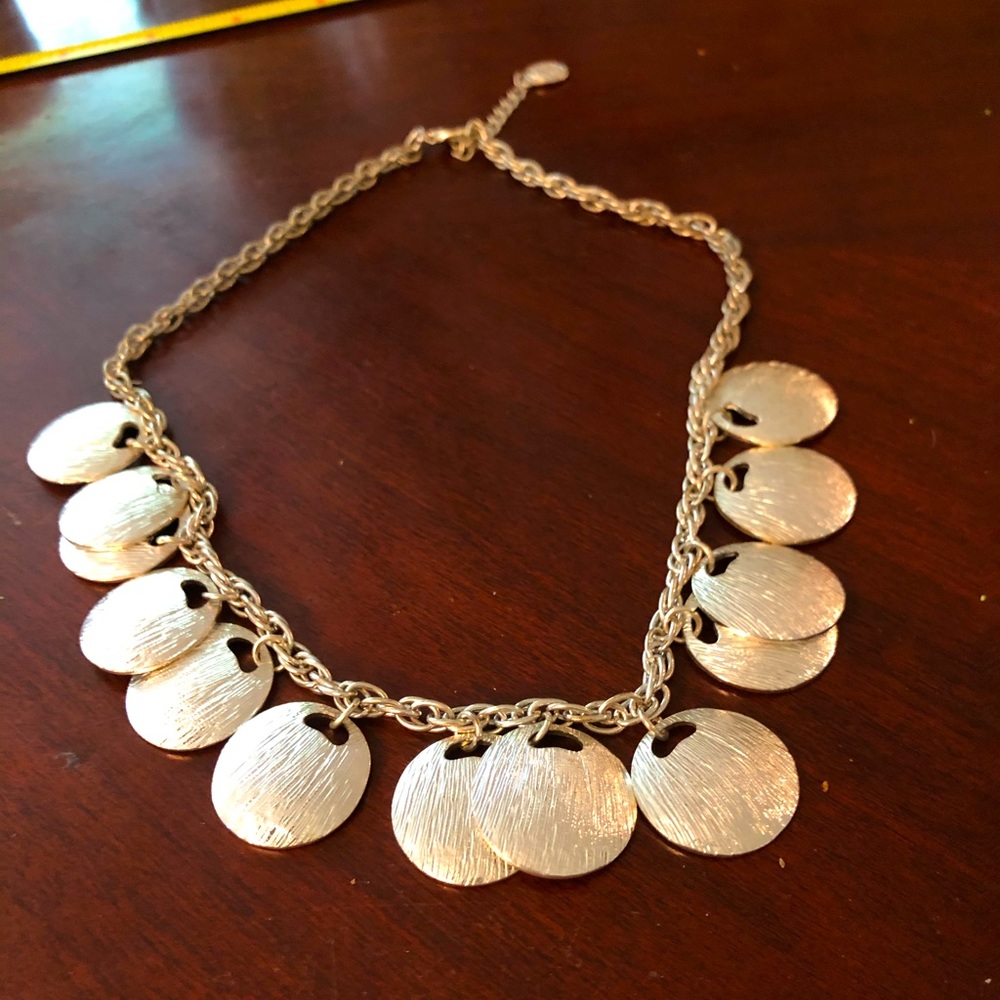 Classic silver collar necklace
